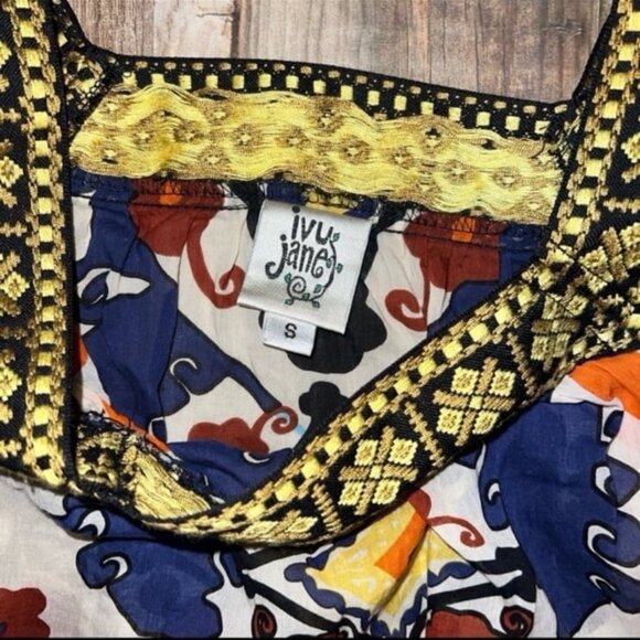 Ivy Jane Top - Picture 2 of 3